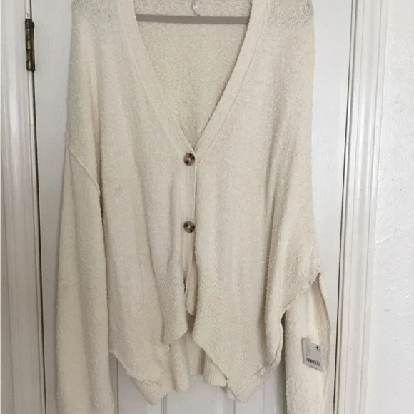 NWT We The Free Found My Friend Cozy Cream Button-Up Women's Sweater - Picture 3 of 9